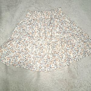 Short flower skirt